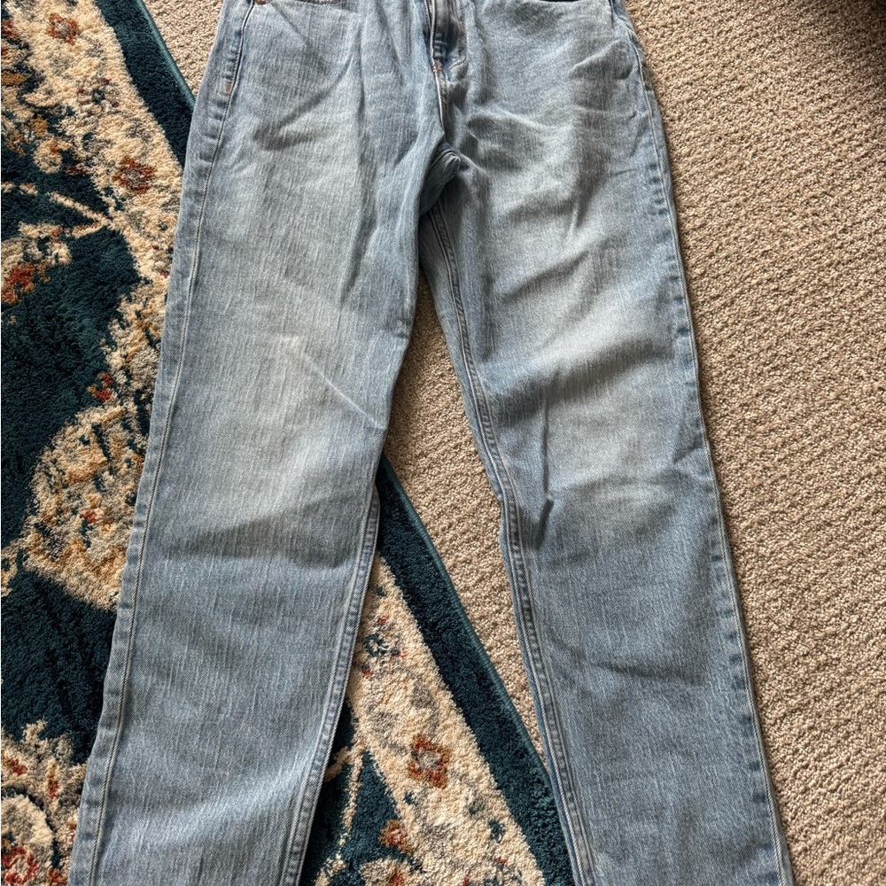 Women’s straight aeropostale jeans